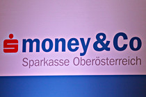 money-und-co007.jpg