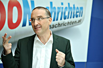 102.JPG