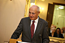 100.JPG