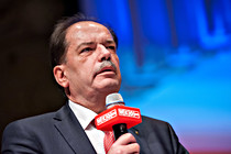 Top_0009.JPG
