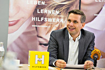 102.jpg