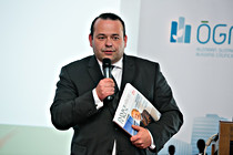 124.jpg