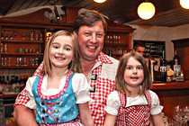 Schneiders-006.jpg