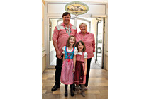 Schneiders-009.jpg