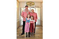 Schneiders-010.jpg