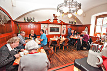 Schneiders-011.jpg