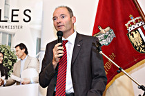 JR__2003.jpg
