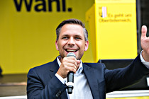 103.jpg