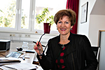 103.jpg