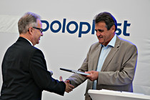 poloplast003.jpg