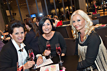 pink_ribbon_night_029.jpg