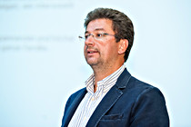 LogCom_0030.jpg