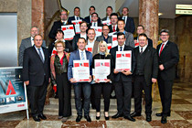 versicherung_004_PERO9207.jpg