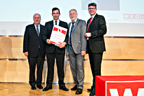 versicherung_027_PERO9140.jpg