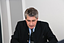 mahr031.jpg