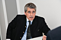 mahr032.jpg