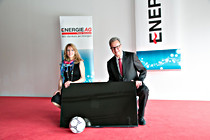 eag014.jpg