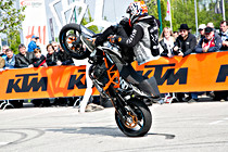 biker022.jpg