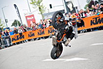 biker024.jpg