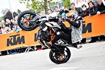 biker025.jpg