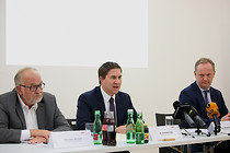 pressekonferenz008.jpg
