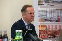 pressekonferenz019.jpg