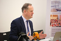 pressekonferenz029.jpg