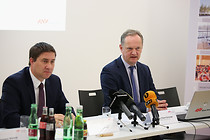 pressekonferenz030.jpg