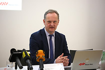 pressekonferenz031.jpg