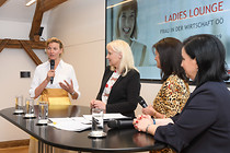 wko_ladies_0011.jpg