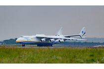 antonov_22_0215.jpg