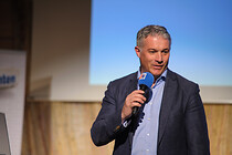14-_D039197.jpg