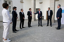012IMG_1206.jpg