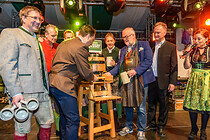 bieranstich_wels_010.jpg