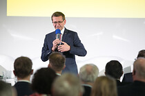 002IMG_4911.jpg