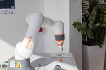 KUKA016.jpg