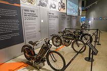 ktm_motohall_0005.jpg