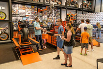 ktm_motohall_0016.jpg