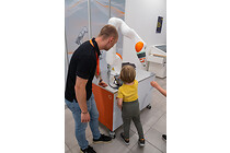 LNF_Kuka_017_klein.jpg