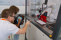 LNF_Kuka_028_klein.jpg