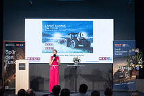 004IMG_8563.jpg