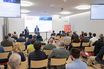 001IMG_2093.jpg