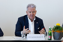 006IMG_2373.jpg