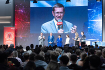 012IMG_1249.jpg