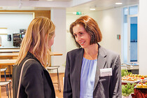 hr_lounge_canon_015.jpg