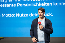 027_6T4A1213.jpg