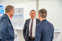 hycenta_010.jpg