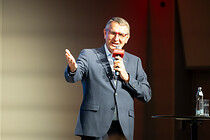 004_6T4A1571.jpg