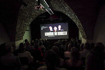 Premiere "Komödie im Dunkeln"