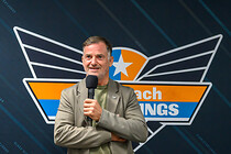 mcl_black_wings_004.jpg
